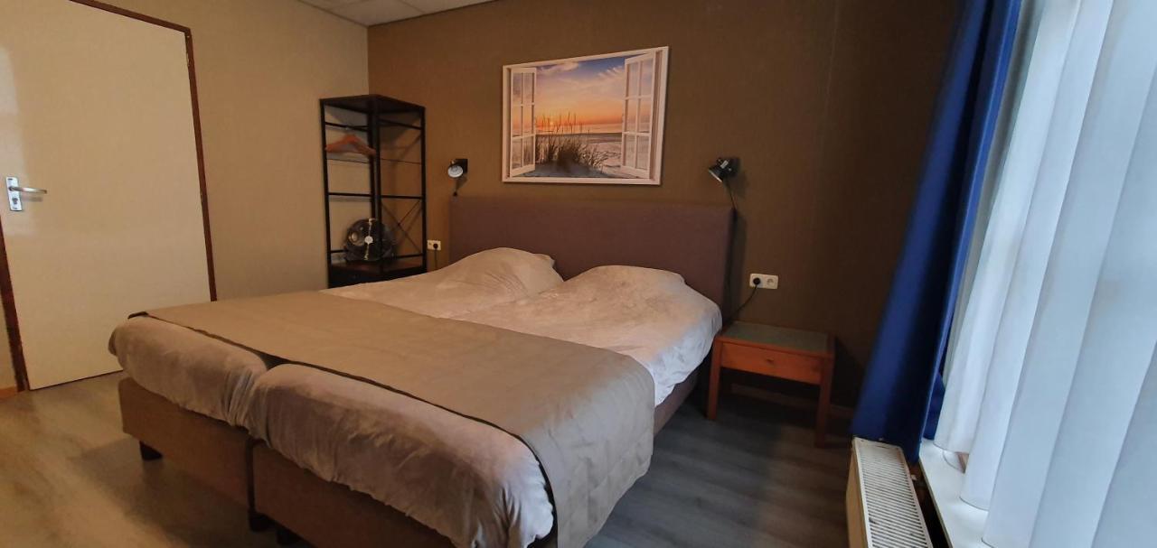 הרלינגן Hotel Restaurant 'T Heerenlogement מראה חיצוני תמונה