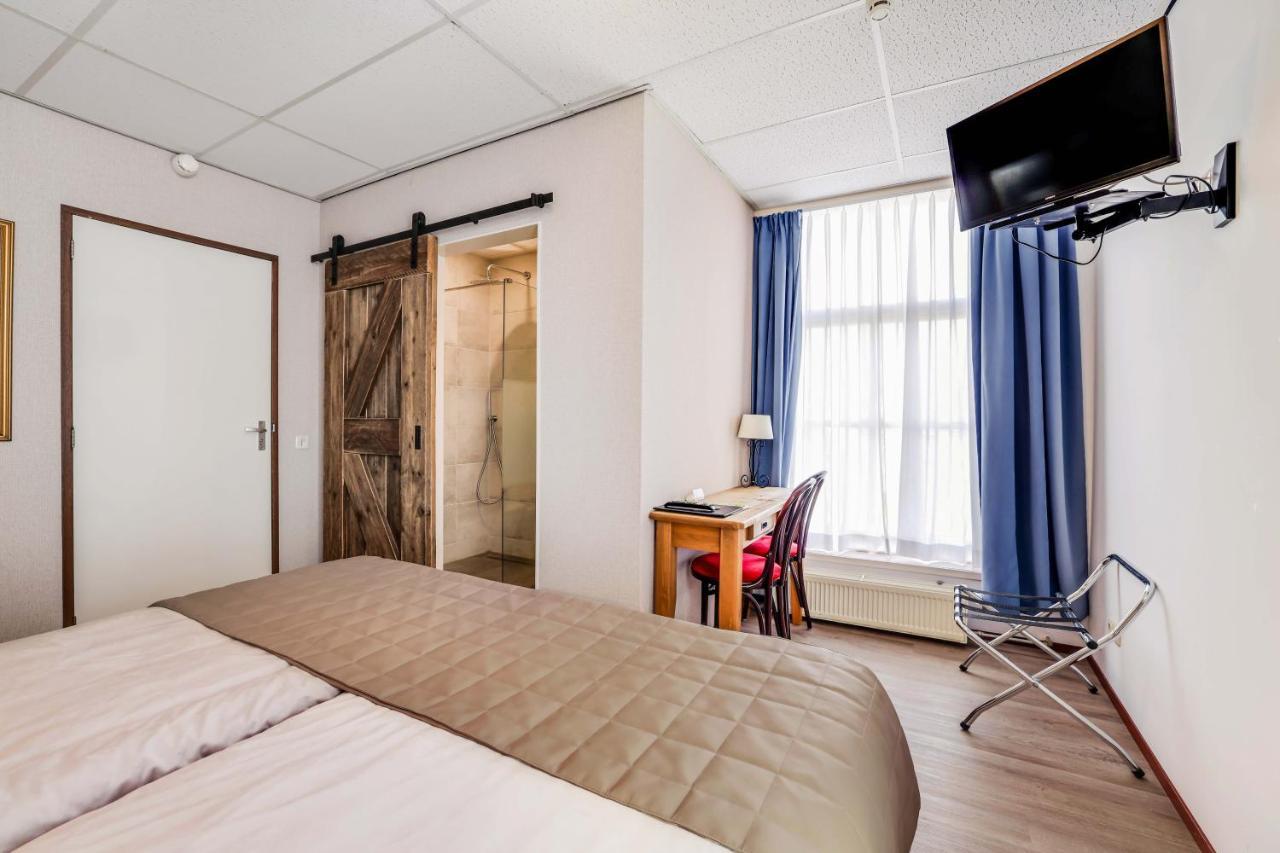 הרלינגן Hotel Restaurant 'T Heerenlogement מראה חיצוני תמונה